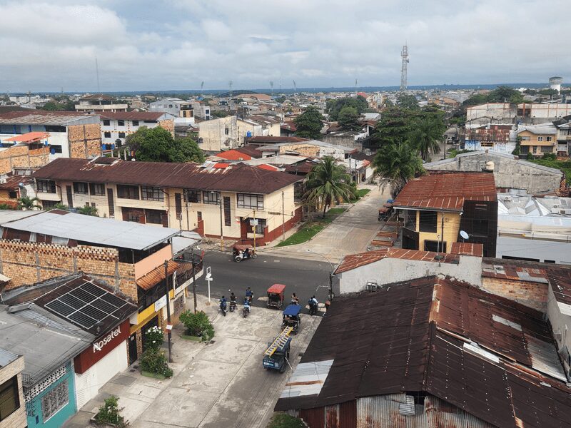 city view of streets and buildings in peru